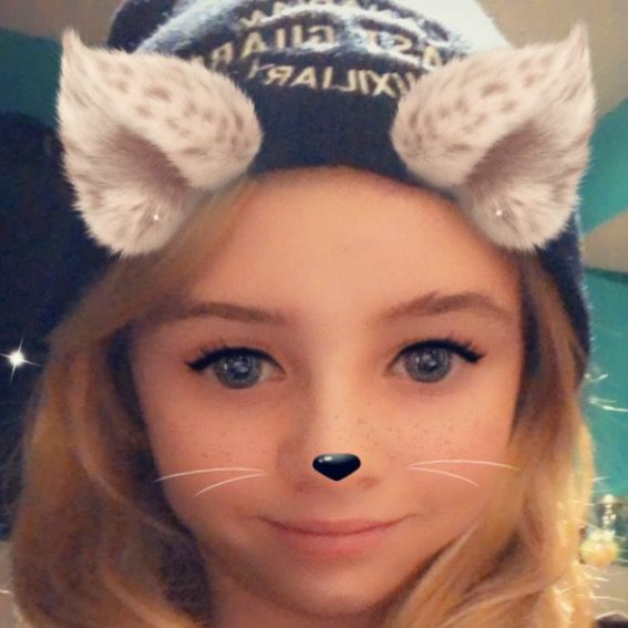 Profile Picture of April (@april_demon) on Tiktok