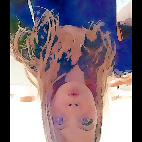 Profile Picture of Catherine Coffey (@catherinecoffey) on Poshmark