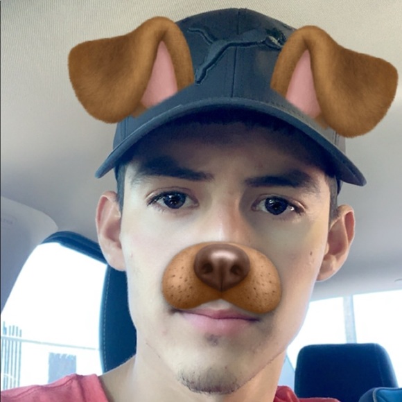 Profile Picture of Geovani Ramirez (@yova_ramirez) on Poshmark