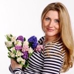 Profile Picture of Hillary Andrews (@hillarym3and76) on Instagram