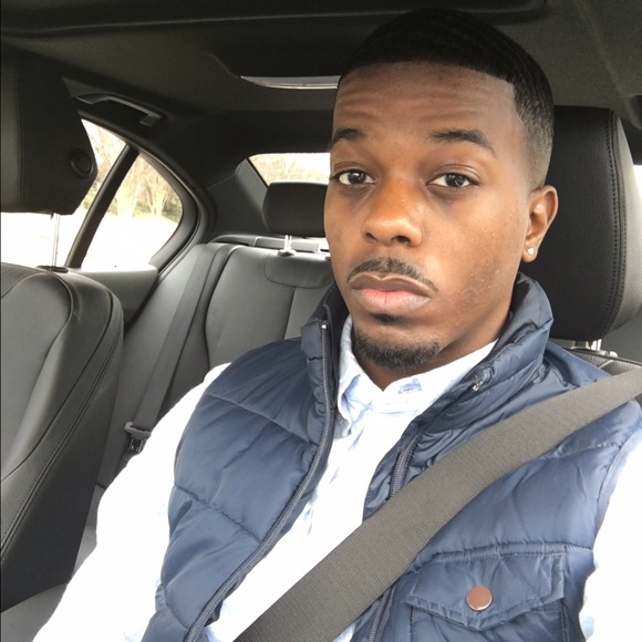 Profile Picture of Phillip Philon (@philonpj) on Poshmark