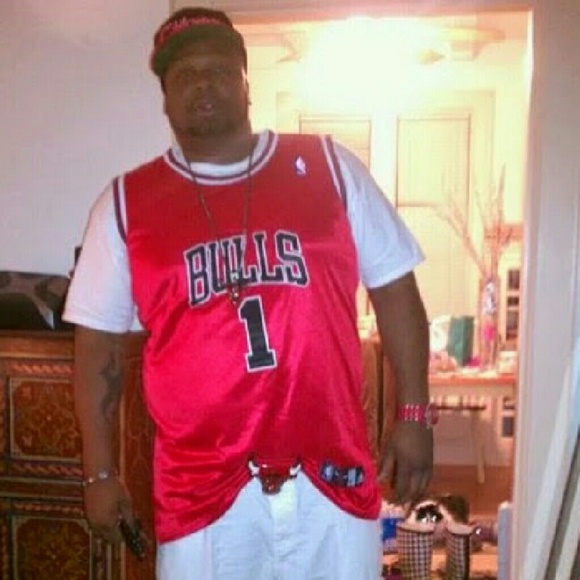 Profile Picture of Adrian Choppedup (@chopper2069) on Poshmark