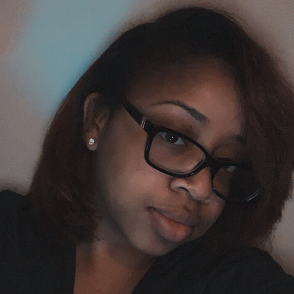 Profile Picture of Keoma Sydnor (@keesydnor) on Poshmark