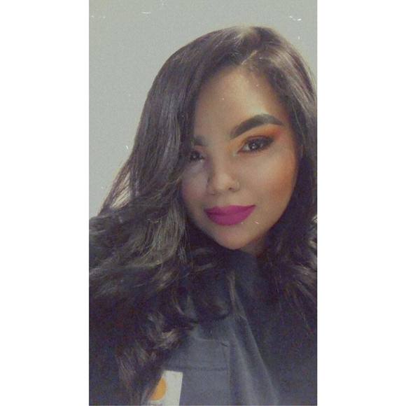 Profile Picture of Jocelyne Berrum (@jocelynebn) on Poshmark