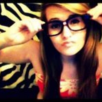 Profile Picture of Beverley Gillespie (@BeverleyGilles1) on Twitter