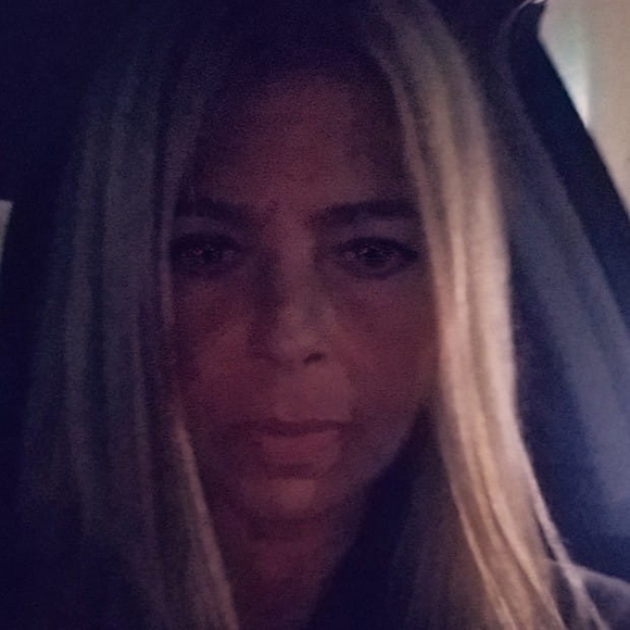 Profile Picture of Mellisa Trivigno (@missyt819) on Poshmark