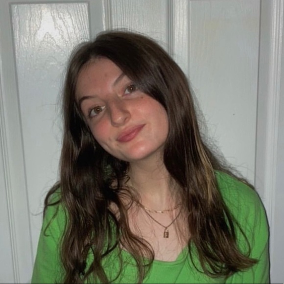 Profile Picture of Josie Pfistner (@josiepfistner) on Poshmark