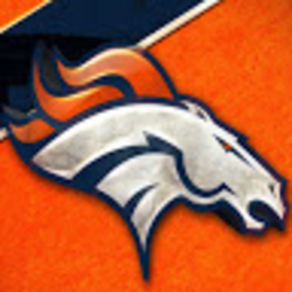 Profile Picture of Jonathon Rusher (@jonathonrusher) on Poshmark