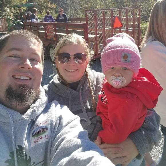 Profile Picture of Jonathan Stine (@jonathan_stine) on Poshmark