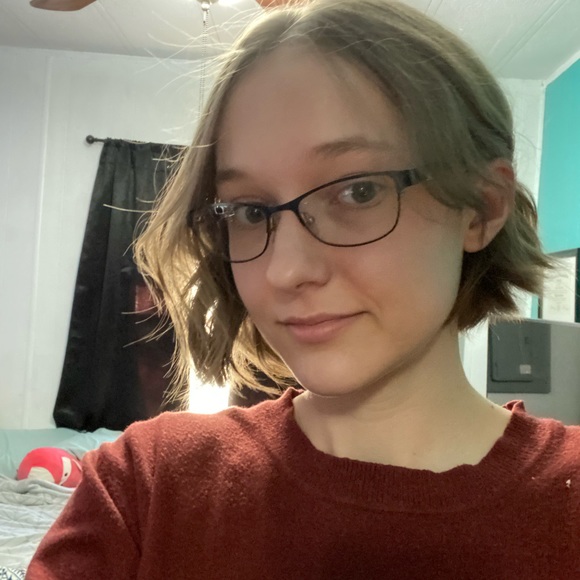 Profile Picture of Anna Prochnow (@criticalsecret) on Poshmark
