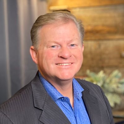 Profile Picture of J Loren Norris #leadingleaderspodcast (@jlorennorris) on Twitter