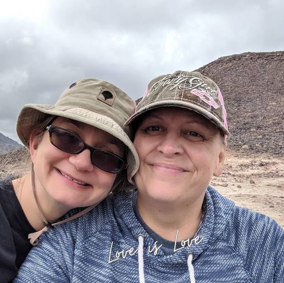 Profile Picture of Leah Ewing (@leahewing27) on Poshmark