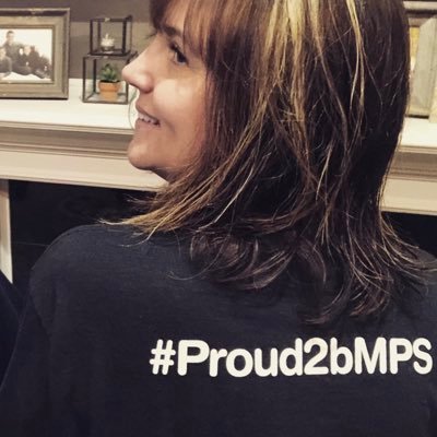 Profile Picture of Amy Becker (@ABeckerBluejay) on Twitter