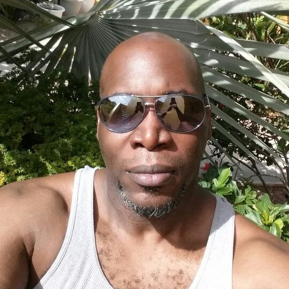 Profile Picture of Andre Jones (@andrejones832) on Poshmark