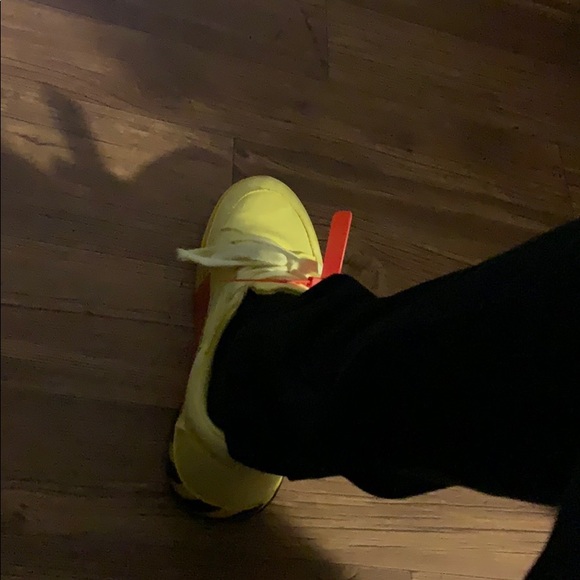 Profile Picture of Drew Farver (@drew_farver) on Poshmark