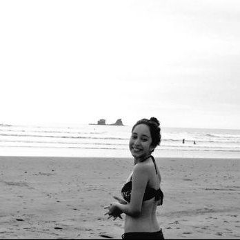 Profile Picture of Michelle Alvarado (@mrar__) on Twitter