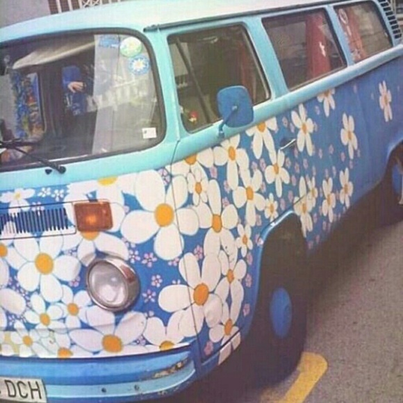 Daisy Flower - Poshmark Profile Picture of Daisy Flower (@flower1daisy) on Poshmark