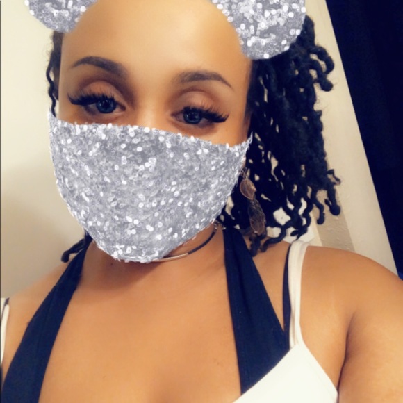 Profile Picture of Tiana Horton (@voodoochild419) on Poshmark
