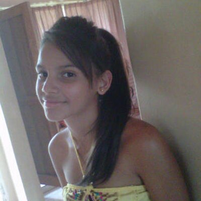 Profile Picture of Danielle Hodnett (@NallyHodnett) on Twitter