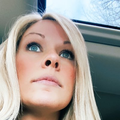 Profile Picture of Jeanette Thrall-Henriksen (@Jetty2006) on Twitter