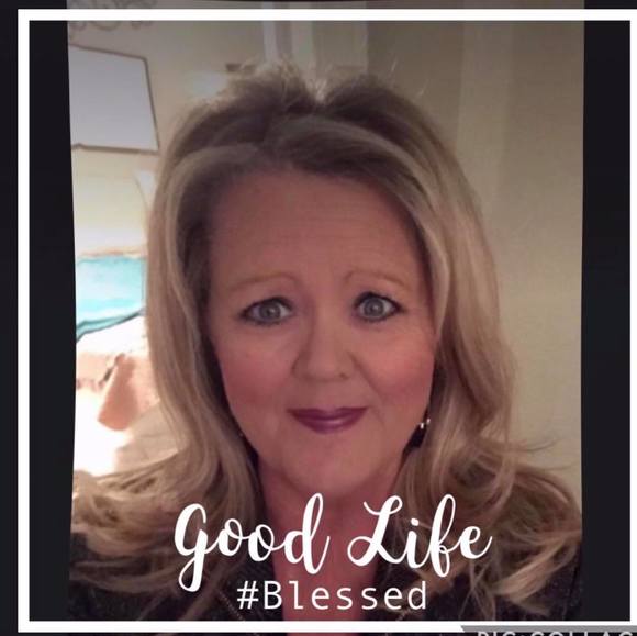 Profile Picture of Cheryl Cook (@ccismeforu) on Poshmark