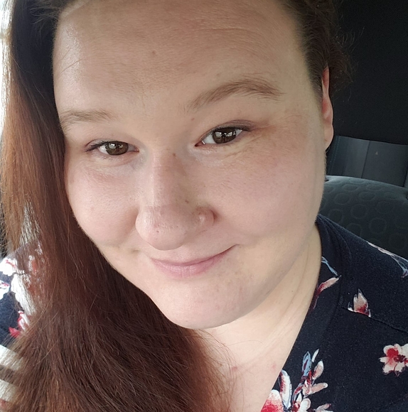 Profile Picture of Barbara Mincemeyer (@b_greenstreet) on Poshmark