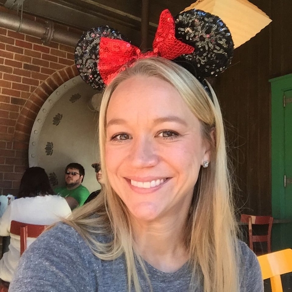 Profile Picture of Jill Mulliner (@jirene) on Poshmark