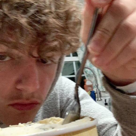 Profile Picture of Jeremiah Sifford (@jeremiah3184) on Poshmark