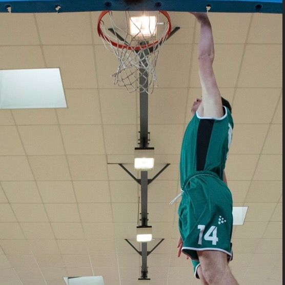 Profile Picture of paulcourriel (@pooolo13) on Tiktok