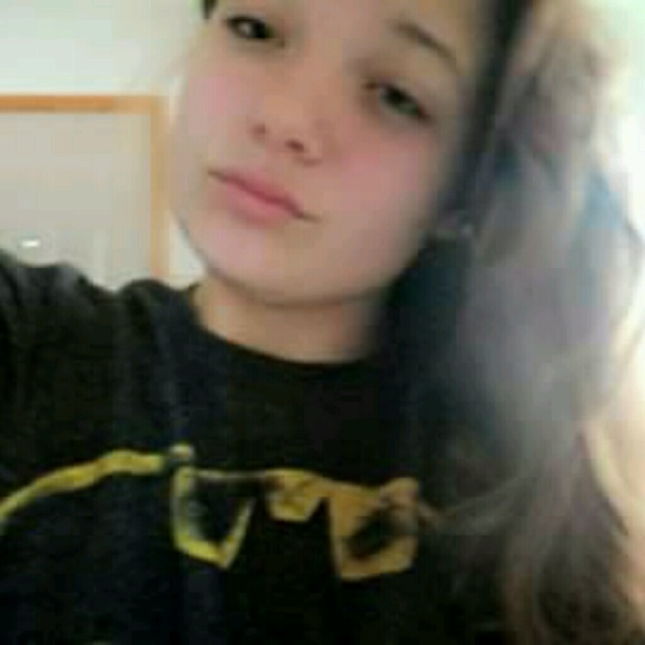 Profile Picture of Aubrey Gromley (@gromley01) on Poshmark