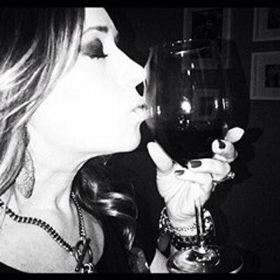Profile Picture of Paula Ballard (@paulamballard) on Twitter