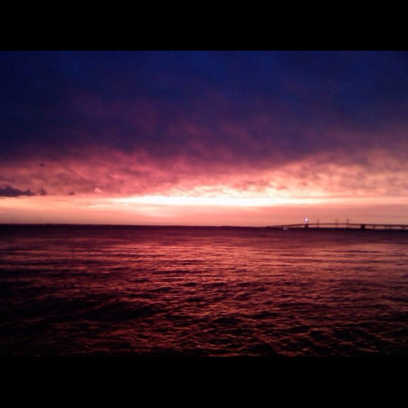 Profile Picture of Mandi Belloni (@abellomo) on Poshmark