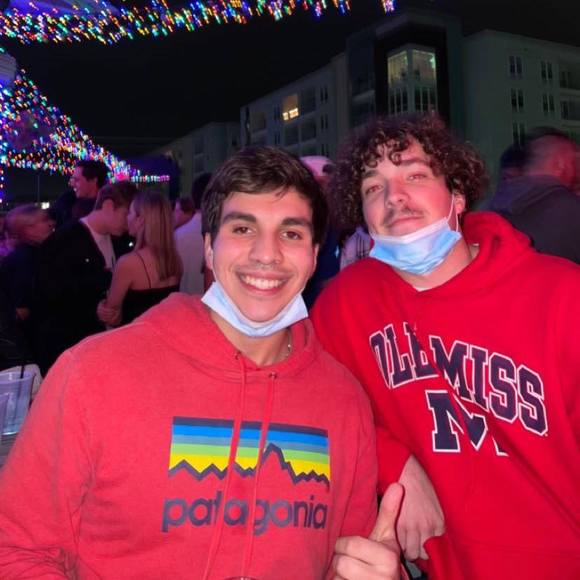 Profile Picture of Jonathan Ochoa (@jonathan_ochoa) on Poshmark