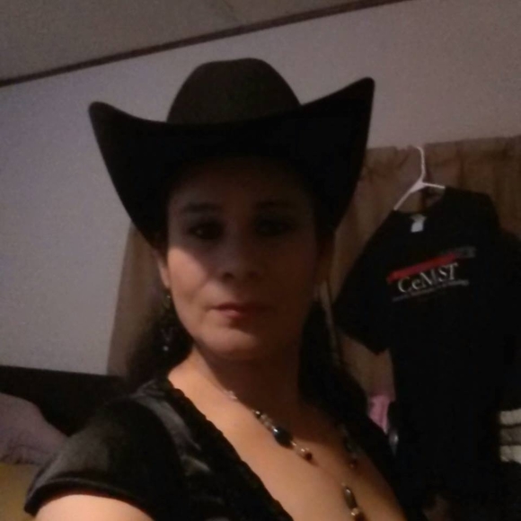 Profile Picture of Raquel Jaimes (@raquelj19) on Poshmark
