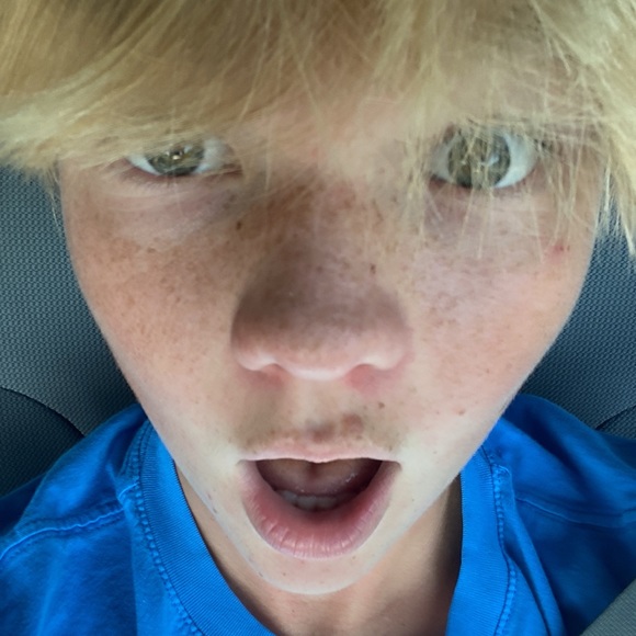 Profile Picture of Thick Croissant (@kadehovorka) on Poshmark