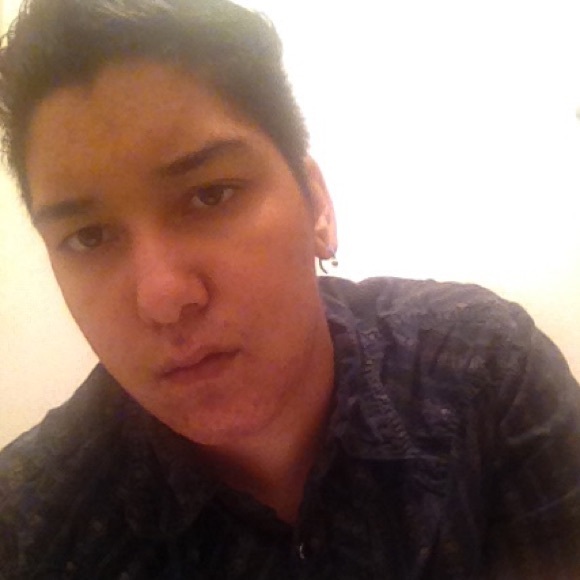 Profile Picture of Alexander Steele (@alxndr_steele98) on Poshmark