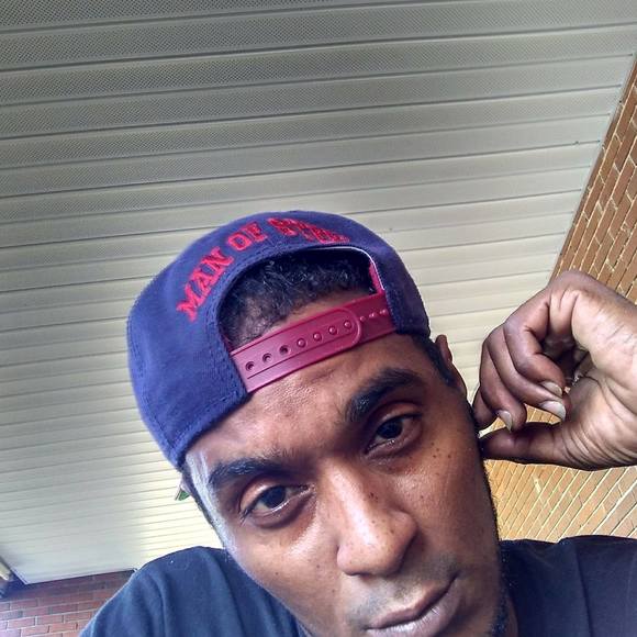 Profile Picture of Lance Nelson (@alexandernelson) on Poshmark