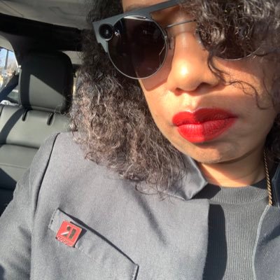 Profile Picture of C. IVY (@civyhomes) on Twitter