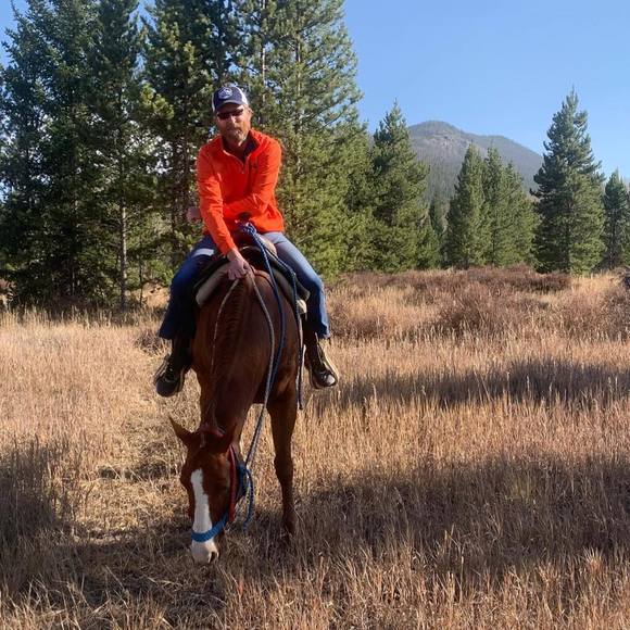 Profile Picture of Neeley Rainer (@neeley_rainer) on Poshmark