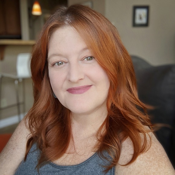 Profile Picture of Gretchen Schackel (@g_schackel) on Poshmark