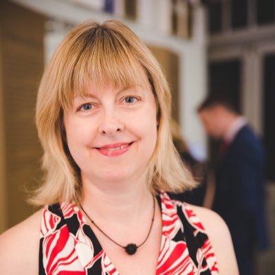 Profile Picture of Julia Jones (@JJonesatherts) on Twitter