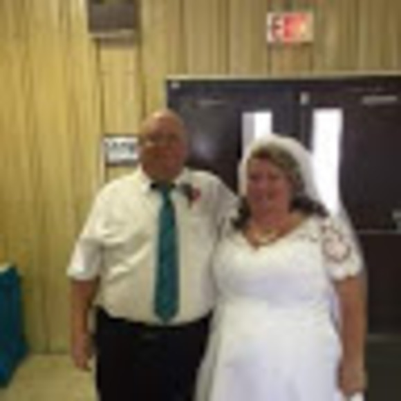 Profile Picture of Douglas Kerr (@kerr15320) on Poshmark