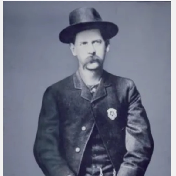 Profile Picture of James Campisano (@junefriday) on Poshmark