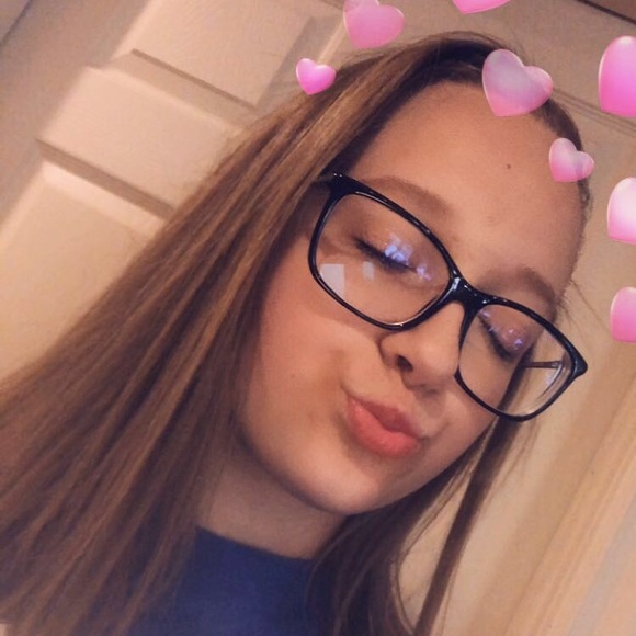 Profile Picture of Keilah Vergason (@keilah_v) on Poshmark