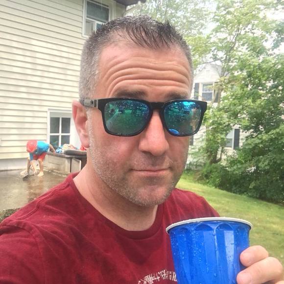 Profile Picture of Christopher Baffuto (@theref_21) on Poshmark