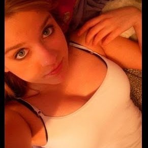 Profile Picture of Aileen Chase (@AileenC07371490) on Twitter