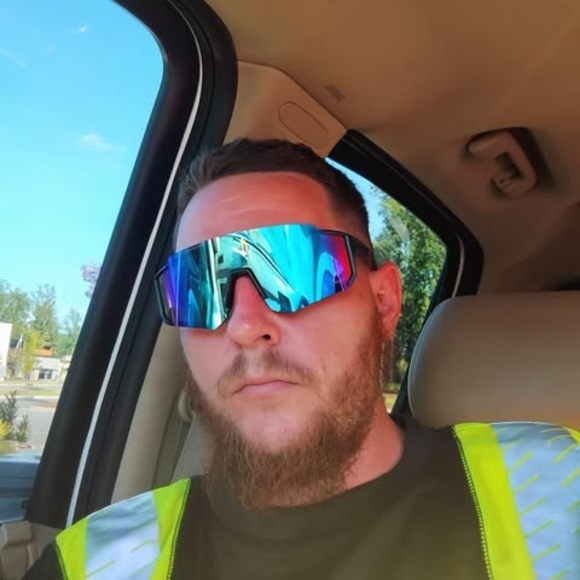 Profile Picture of Paul Muck (@chester803) on Poshmark