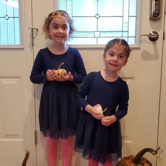 Profile Picture of Kali Ellis collins (@kaliellis10) on Poshmark