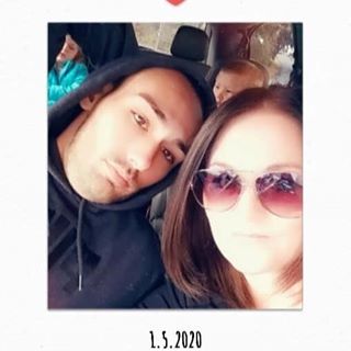 Profile Picture of Kimberly Pugh (@kimberly.pugh.14) on Facebook