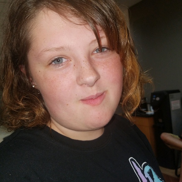 Profile Picture of Madi Struckmann (@madi_struckmann) on Poshmark